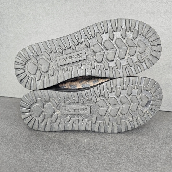 Hey Dude Women's Denny Leopard Print Faux Fur Bootie 7 - Picture 8 of 11